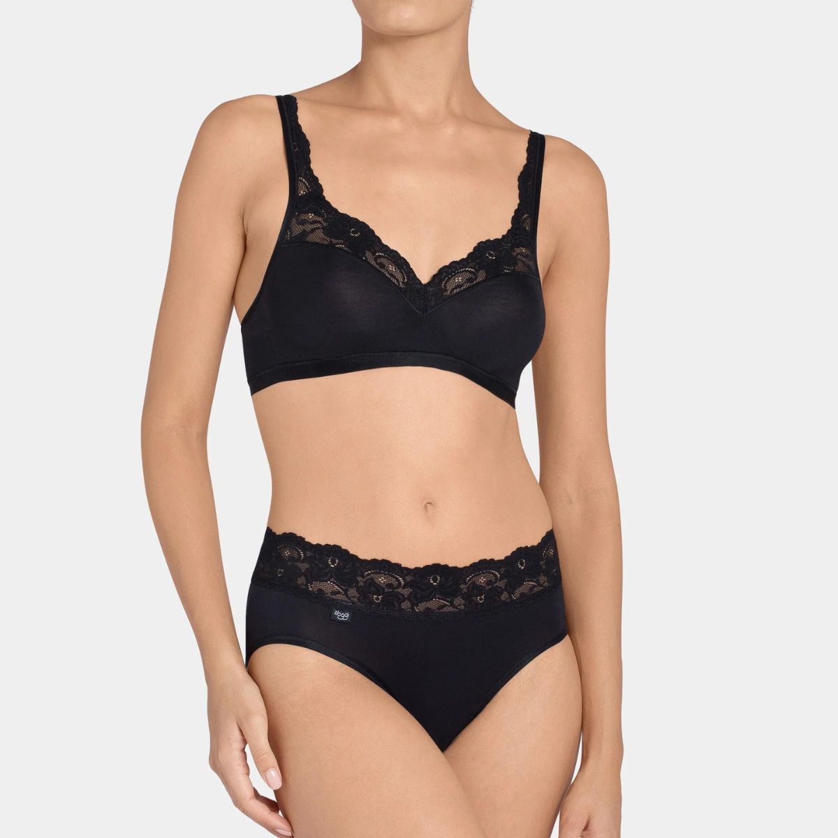 Sloggi Romance Soft BH uden bøjle, sort - 10031898 - 0004 - Black