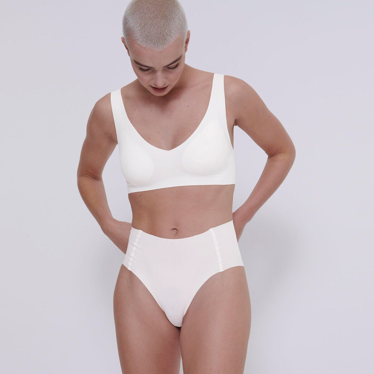 Sloggi Zero Feel 2.0 bralette BH, natural - 10217728 - 00GZ - Silk White